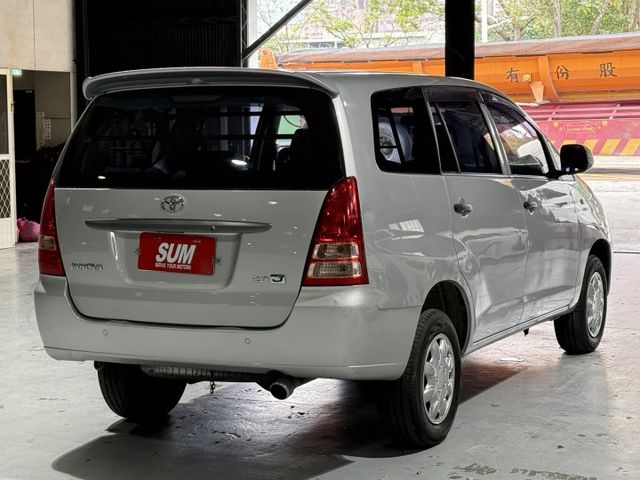 2.0 J版 雙安 自排 自用小客貨 後照鏡方向指示燈 倒車雷達 可調式大燈 九成新輪胎  第6張相片