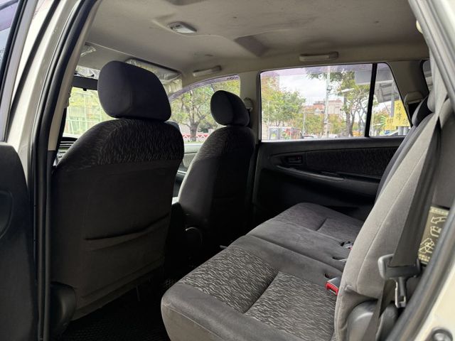 2.0 J版 雙安 自排 自用小客貨 後照鏡方向指示燈 倒車雷達 可調式大燈 九成新輪胎  第10張相片