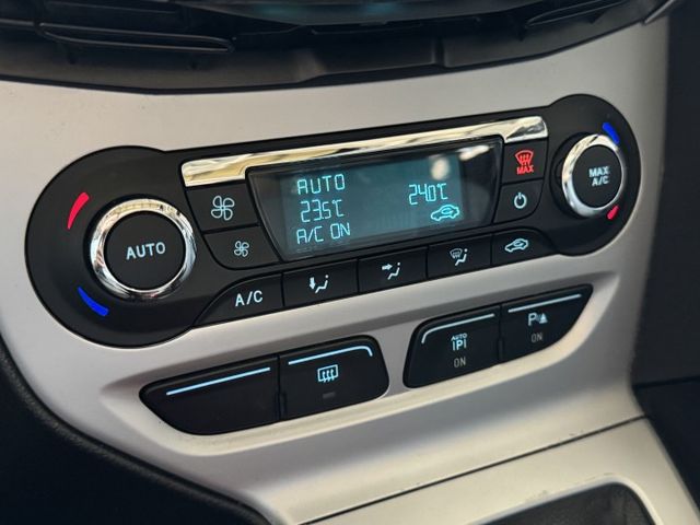 2.0五門 頂級運動版 空套 天窗 4安 停車輔助 大安卓機 導航 顯影 前後行車 前後日行燈 恆溫 定速  第14張相片