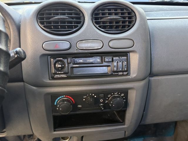 1.2  手排 貨車版 電動尾門 大片尾門 搖控昇降機 白鐵後斗 防撞桿 按時保養 室內車庫車  第14張相片