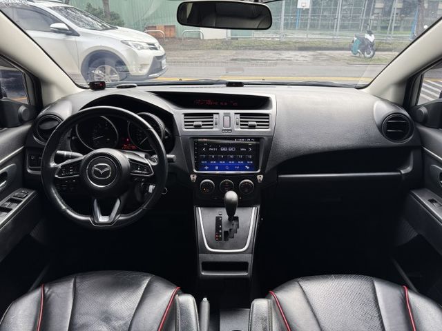 2.0旗艦版 新型小改款 天窗 七人座 雙電動滑門 大安卓 導航 顯影 電尾門 電動椅 抬顯 方控 快撥 定速  第2張相片