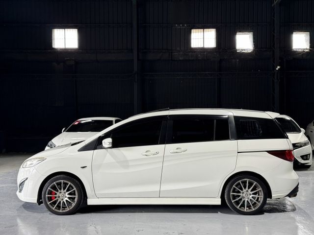 2.0旗艦版 新型小改款 天窗 七人座 雙電動滑門 大安卓 導航 顯影 電尾門 電動椅 抬顯 方控 快撥 定速  第3張相片