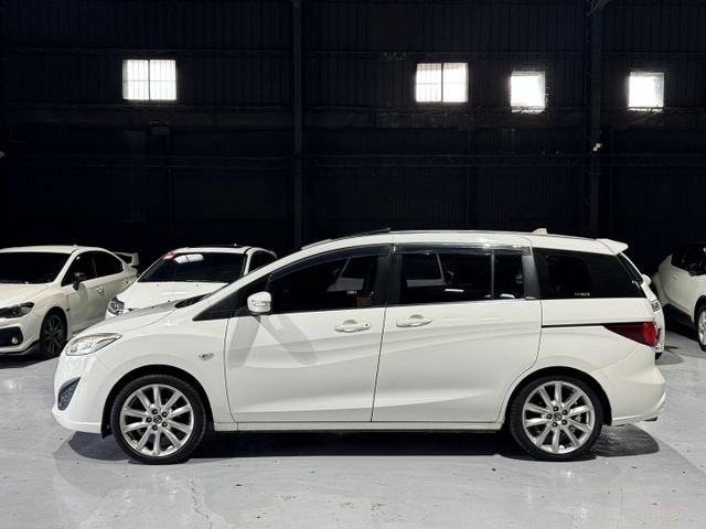 2.0旗艦版 新型小改款 天窗 七人座 雙電動滑門 大安卓機 導航 顯影 18圈 魚眼 電動椅 恆溫 行車器 抬顯  第3張相片