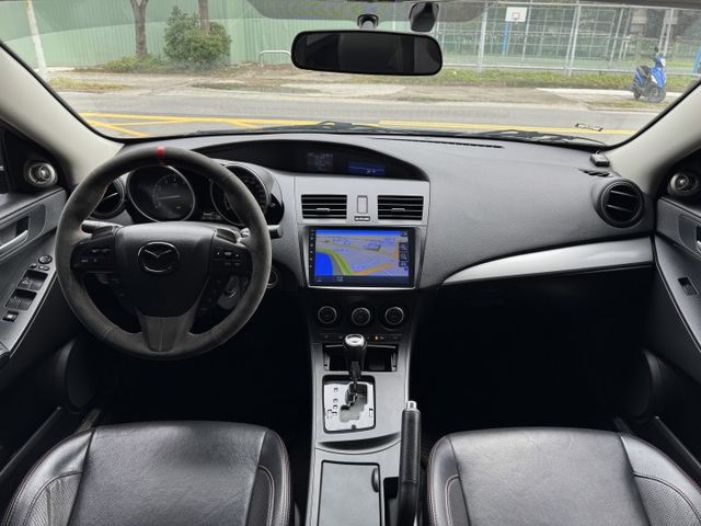 2.0小改款 五門頂級 天窗 恆溫 大安卓機 導航 顯影 雙安 I-KEY 方控 快撥 16圈 魚眼HID 循跡  第2張相片