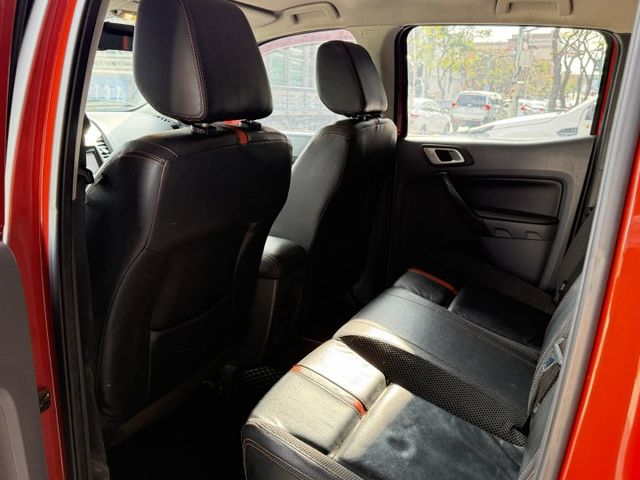 3.2 渦輪 4WD 6安 方控 定速 導航 循跡 恆溫 電動座椅 行車紀錄器 側踏板 車頂架 黑內裝 安卓機  第12張相片