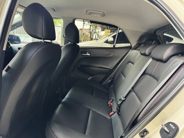 1.2 GT版 空力套件 雙加熱通風椅 加熱方向盤 I-KEY 定速 循跡 車偏 置中 卡不累 顯影 摸門 恆溫  第6張相片