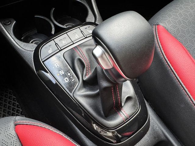 1.2 GT版 空力套件 雙加熱通風椅 加熱方向盤 I-KEY 定速 循跡 車偏 置中 卡不累 顯影 摸門 恆溫  第8張相片