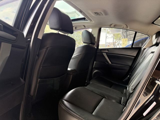 2.0 四門 定速 雙安 天窗 行車紀錄器 大安卓機 導航 顯影 方控 快撥 胎壓 16圈 魚眼 九成新輪胎 按時保養  第9張相片