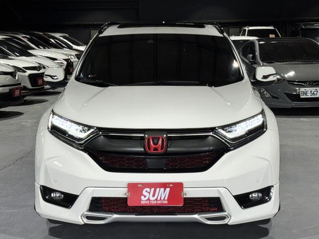 1.5渦輪 旗艦S版 空套 全景 雙出管 側踏板 ACC 電尾門 I-KEY 摸門 8安 導航 顯影 盲點 方控  第4張相片