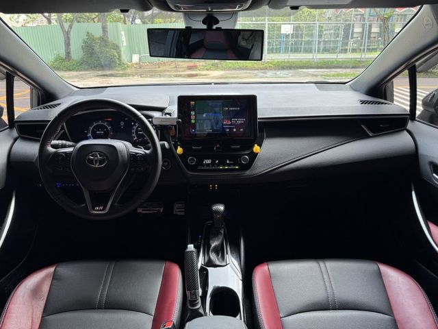 1.8汽油 GR X版 ACC 空套 9安 盲點 I-KEY 摸門 液晶儀錶 導航 顯影 卡不累 雙色皮椅 鴨尾  第2張相片