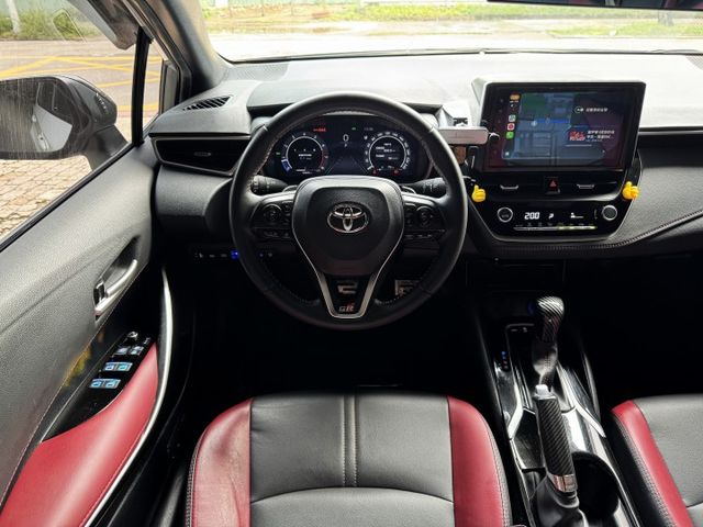 1.8汽油 GR X版 ACC 空套 9安 盲點 I-KEY 摸門 液晶儀錶 導航 顯影 卡不累 雙色皮椅 鴨尾  第11張相片