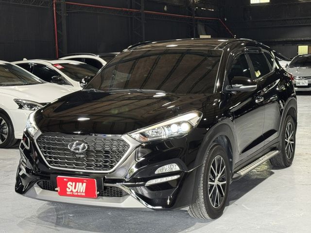 1.6渦輪 頂級旗艦 空套 全景 側踏 雙出管 電尾門 環景 I-KEY 6安 導航 顯影 盲點 摸門 電動椅  第1張相片