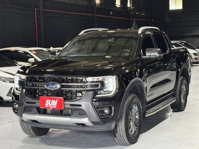 2.0渦輪 全新大改款 頂級旗艦 大螢幕 環景 LED日行燈 ACC 車偏 導航 I-KEY 盲點 電動椅 4WD  第1張相片