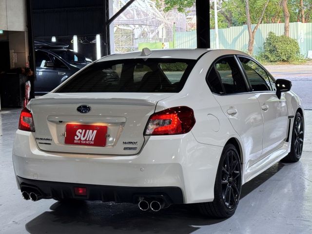 2.0渦輪 4WD 運動版 ACC小改款 空套 尾翼 9安 18圈 盲點 摸門 四出管 恆溫 方控 快撥 LED  第8張相片