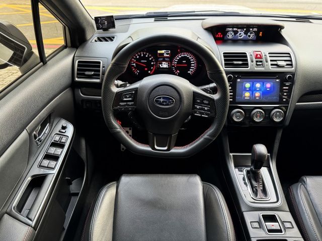 2.0渦輪 4WD 運動版 ACC小改款 空套 尾翼 9安 18圈 盲點 摸門 四出管 恆溫 方控 快撥 LED  第11張相片