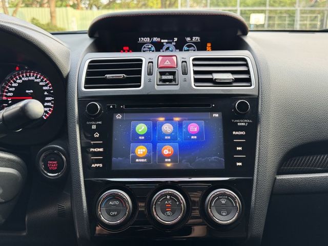 2.0渦輪 4WD 運動版 ACC小改款 空套 尾翼 9安 18圈 盲點 摸門 四出管 恆溫 方控 快撥 LED  第12張相片