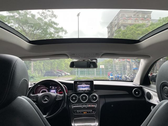 C-CLASS COUPE C205  第12張相片