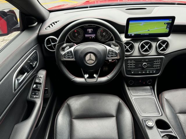 CLA250 2.0渦輪 總代理 PLUS 全景 AMG 大安卓機 環景 平盤 雙電動椅 18夜色圈 空套 鴨尾 H/K  第12張相片