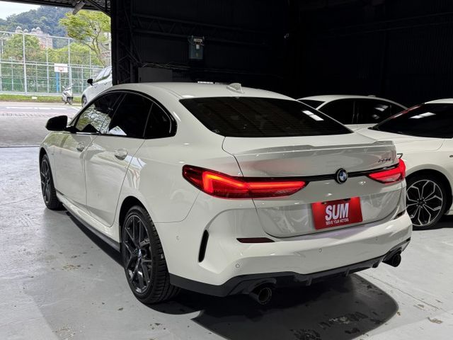 220GC 2.0渦輪 總代理 M-SPORT 空套 卡鉗 ACC 導航 顯影 8安 盲點 I-KEY 摸門 雙電動椅  第6張相片