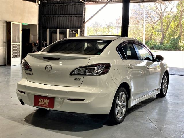 馬三 2.0 天窗 快撥 安卓機 方控 導航 藍芽 顯影 行車 雙安 16吋圈  魚眼頭燈  第8張相片