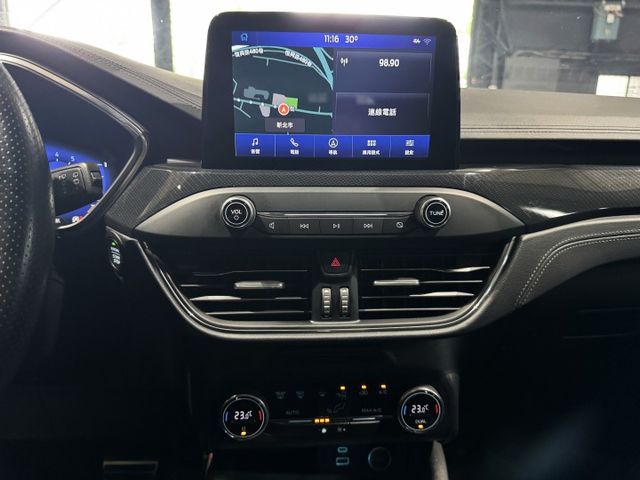 2.0 渦輪 4WD 旗艦 環景 運動版 空套 賽車椅 全景 I-KEY 腳踢電尾門 6安 電動椅 ACC 19圈  第11張相片