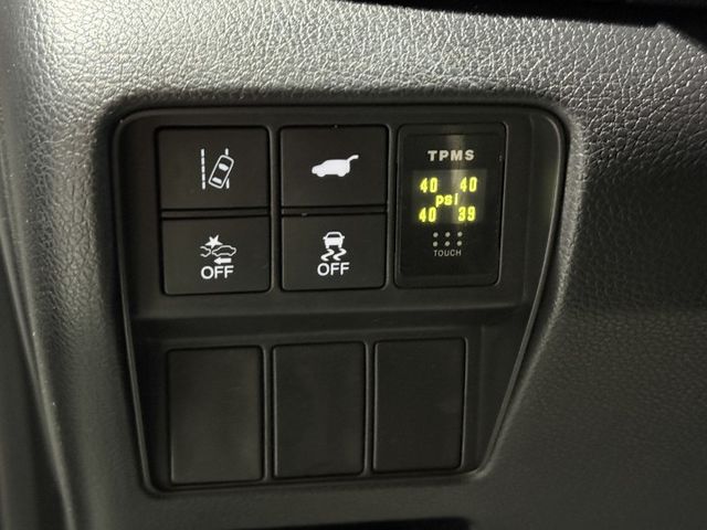 1.5 渦輪 旗艦S版 全景 ACC 電尾門 8安 I-KEY 行車紀錄器 導航 CarPlay 電動座椅 摸門 顯影  第9張相片