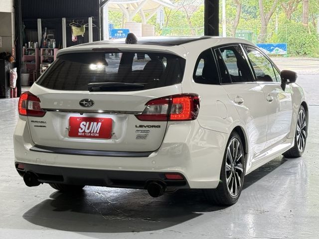 2.0 渦輪 4WD 運動版 Eyesight 全車空套 CarPlay 天窗 盲點 前後顯影 行車紀錄器 電動座椅  第6張相片