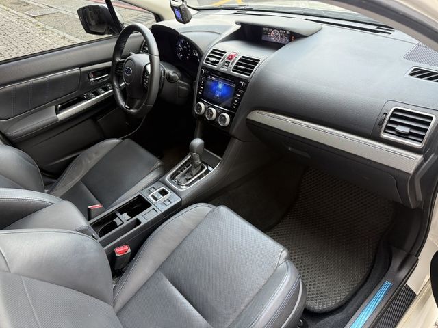 2.0 渦輪 4WD 運動版 Eyesight 全車空套 CarPlay 天窗 盲點 前後顯影 行車紀錄器 電動座椅  第11張相片