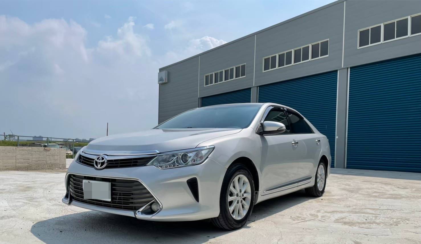 《鑫宏車業》新進車輛 — 整理中,三代小改款經典型..  第1張相片