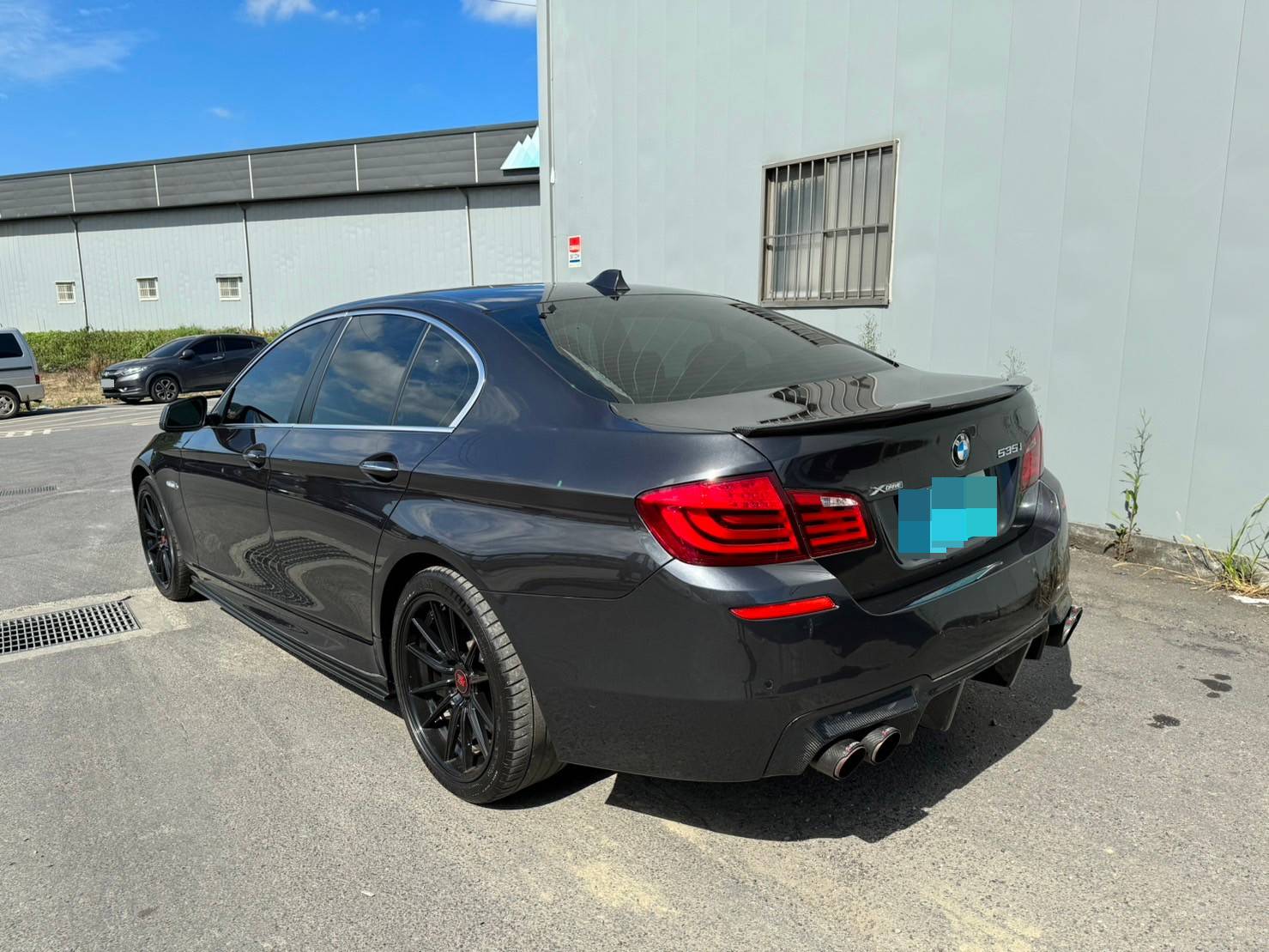 《鑫宏車業》車輛目前在新北市五股區，535i F10型 四門 汽油 4WD..  第6張相片
