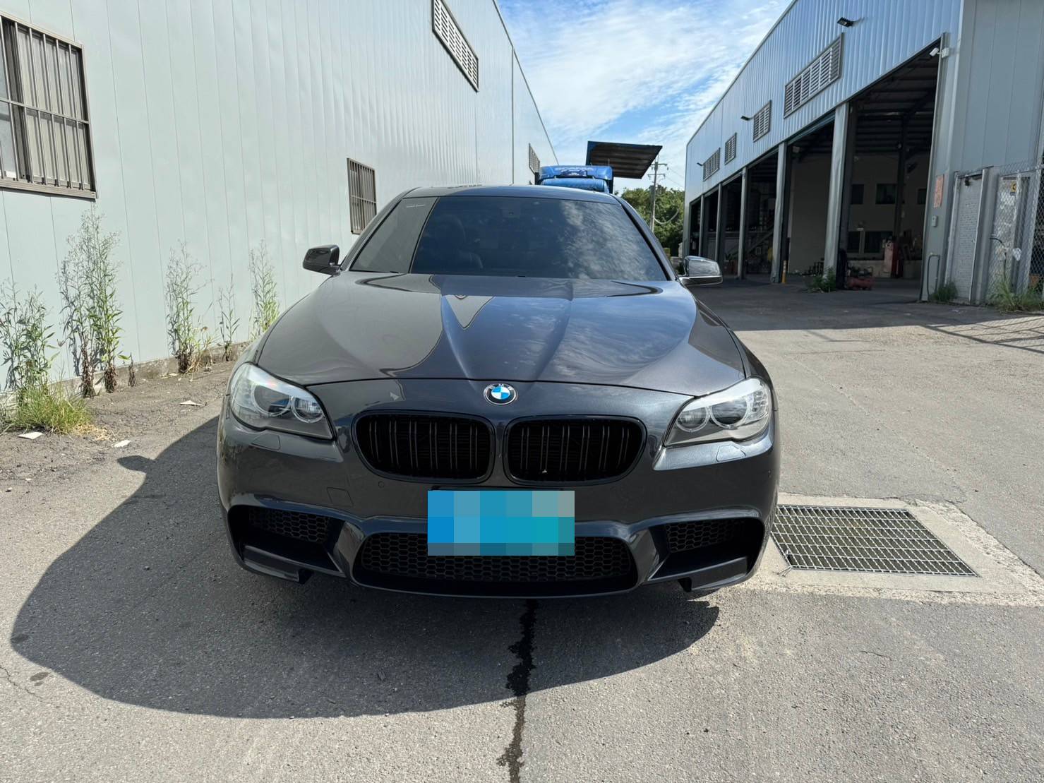 《鑫宏車業》車輛目前在新北市五股區，535i F10型 四門 汽油 4WD..  第20張相片