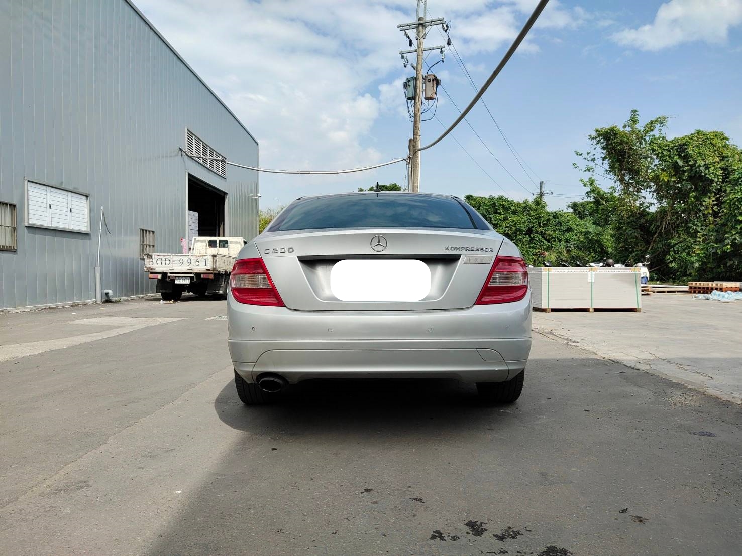 《鑫宏車業》車輛目前在新北市五股區，前衛版，好車等你開回家  第4張相片