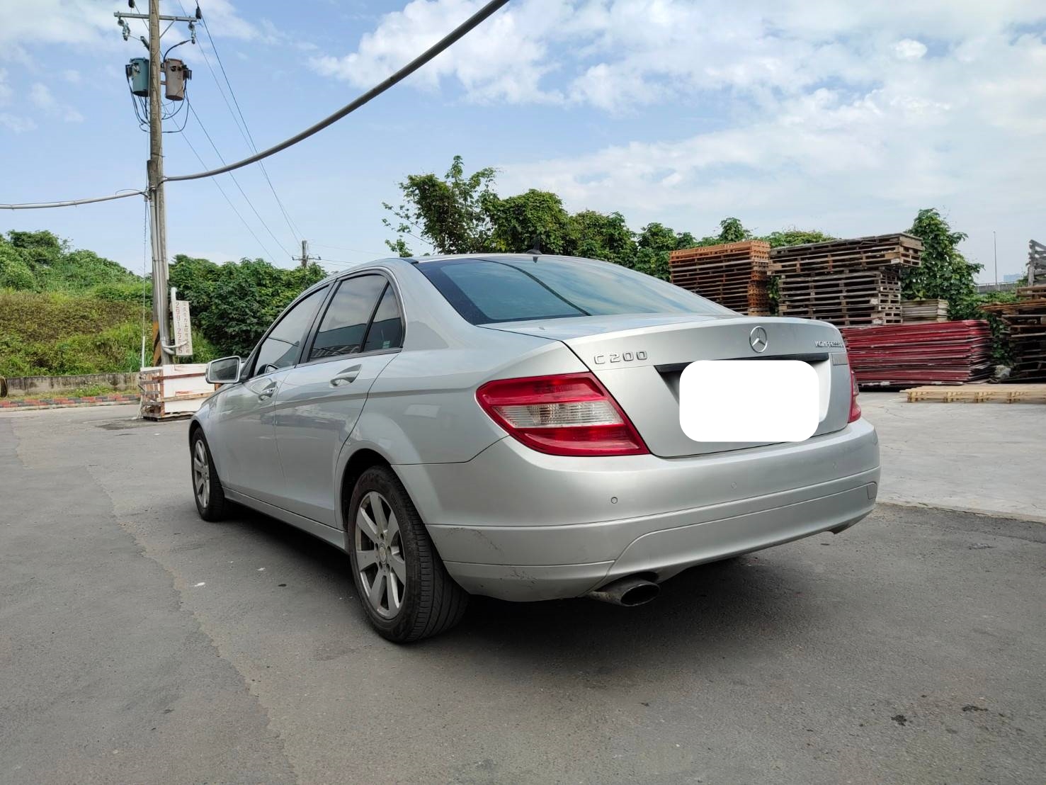 《鑫宏車業》車輛目前在新北市五股區，前衛版，好車等你開回家  第6張相片
