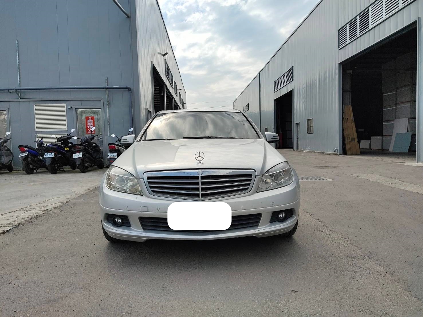 《鑫宏車業》車輛目前在新北市五股區，前衛版，好車等你開回家  第19張相片