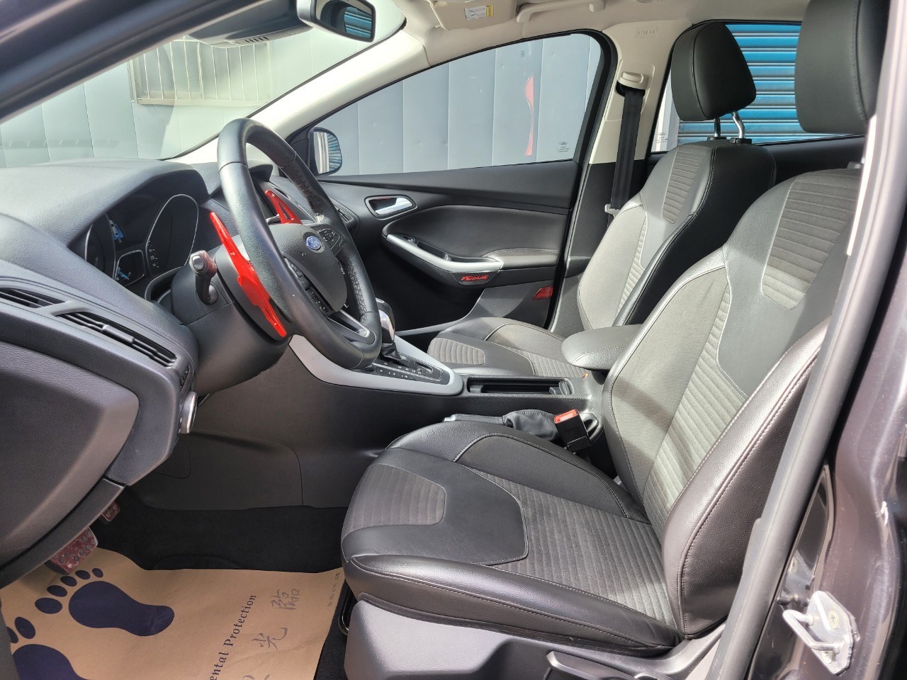 《鑫宏車業》此商品已下架---車輛目前在新北市五股區，汽油五門三代小改款運動型，輕巧好操控..  第7張相片