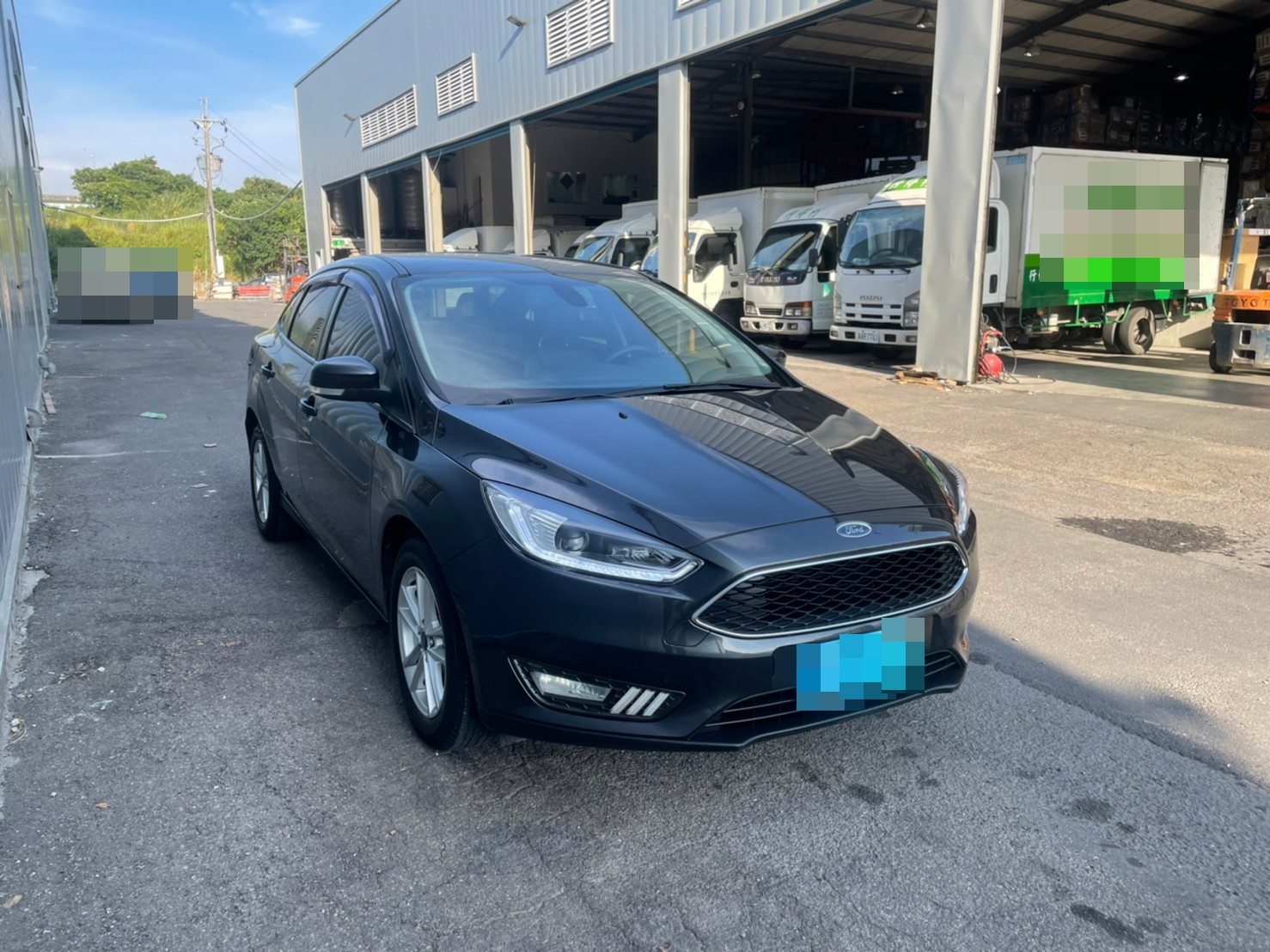 《鑫宏車業》此商品已下架---汽油三代小改款時尚型，輕巧好操控..  第4張相片