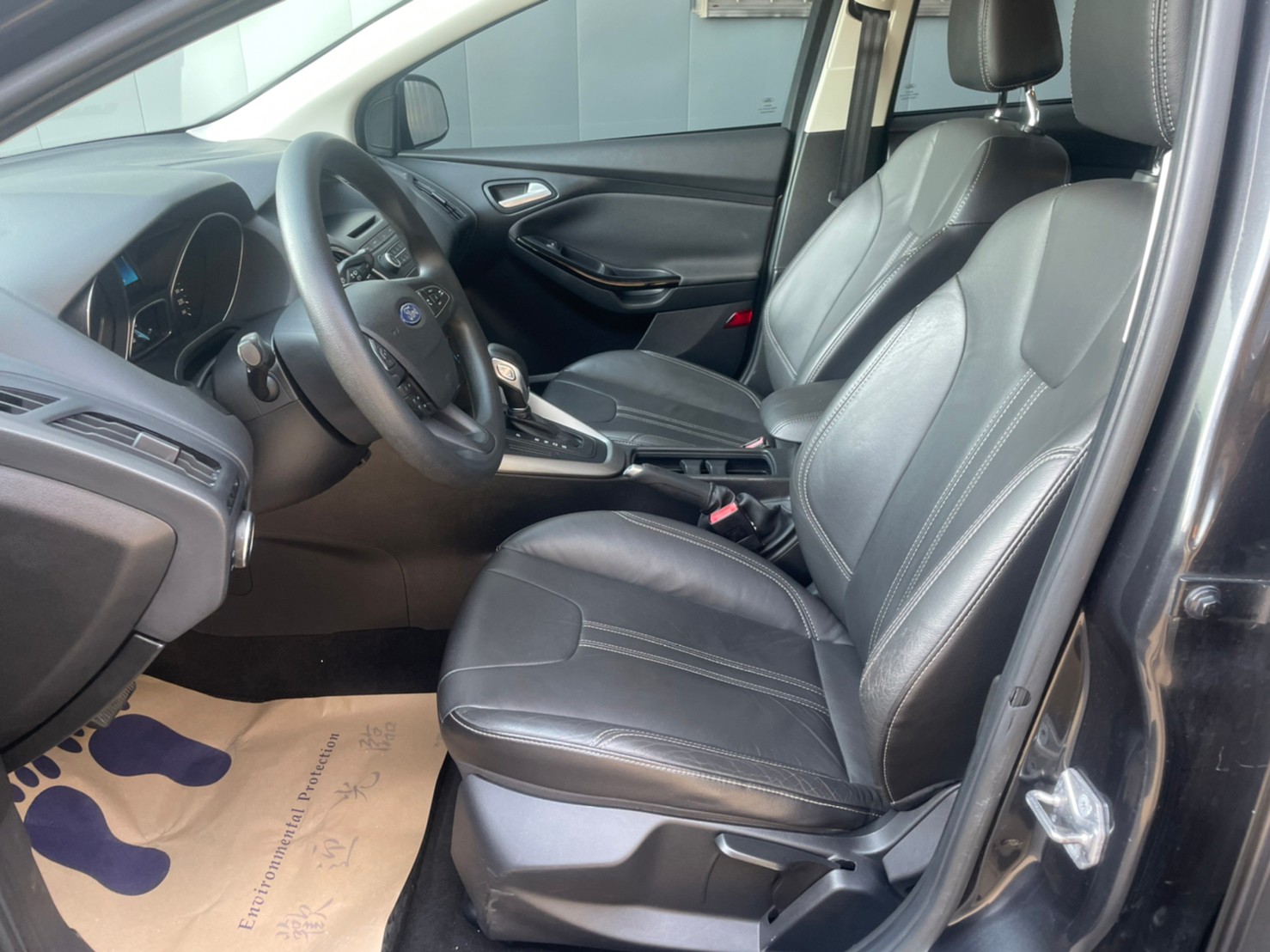 《鑫宏車業》此商品已下架---汽油三代小改款時尚型，輕巧好操控..  第6張相片