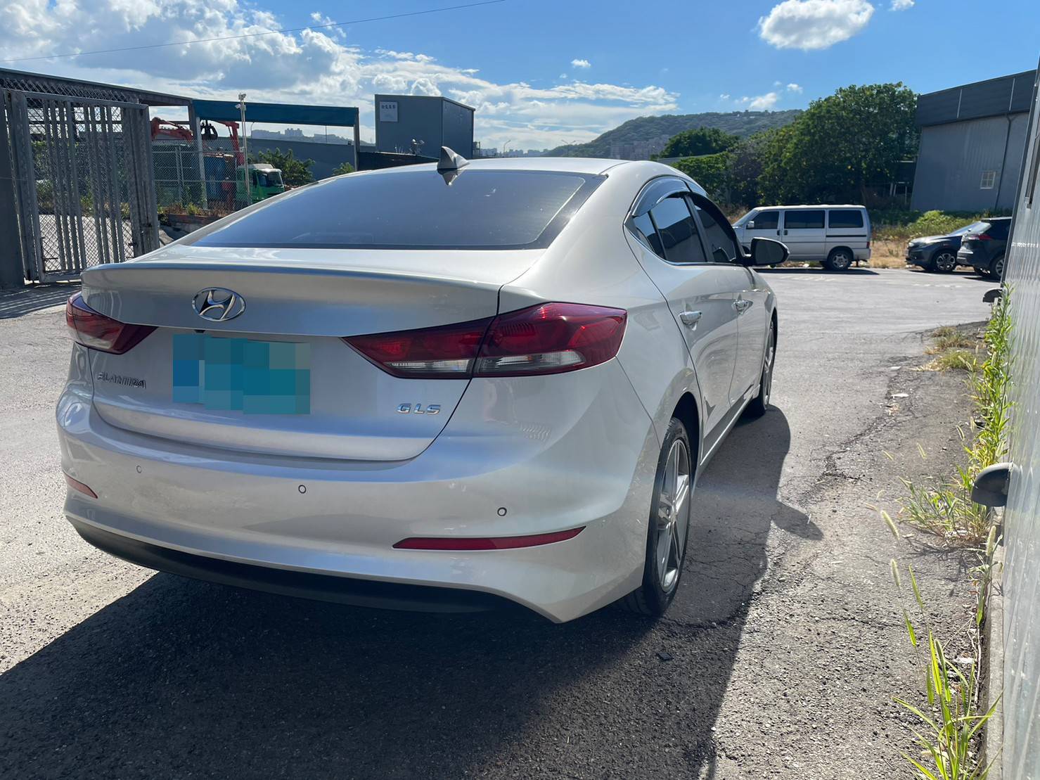 《鑫宏車業》車輛目前在新北市五股區，三代旗艦型，流線動感、把妹神車..  第10張相片