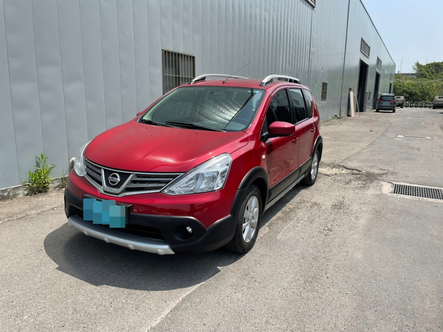 《鑫宏車業》車輛目前在新北市五股區，二代旗艦版 熱門轎旅車，家庭輕巧最愛之一..  第1張相片