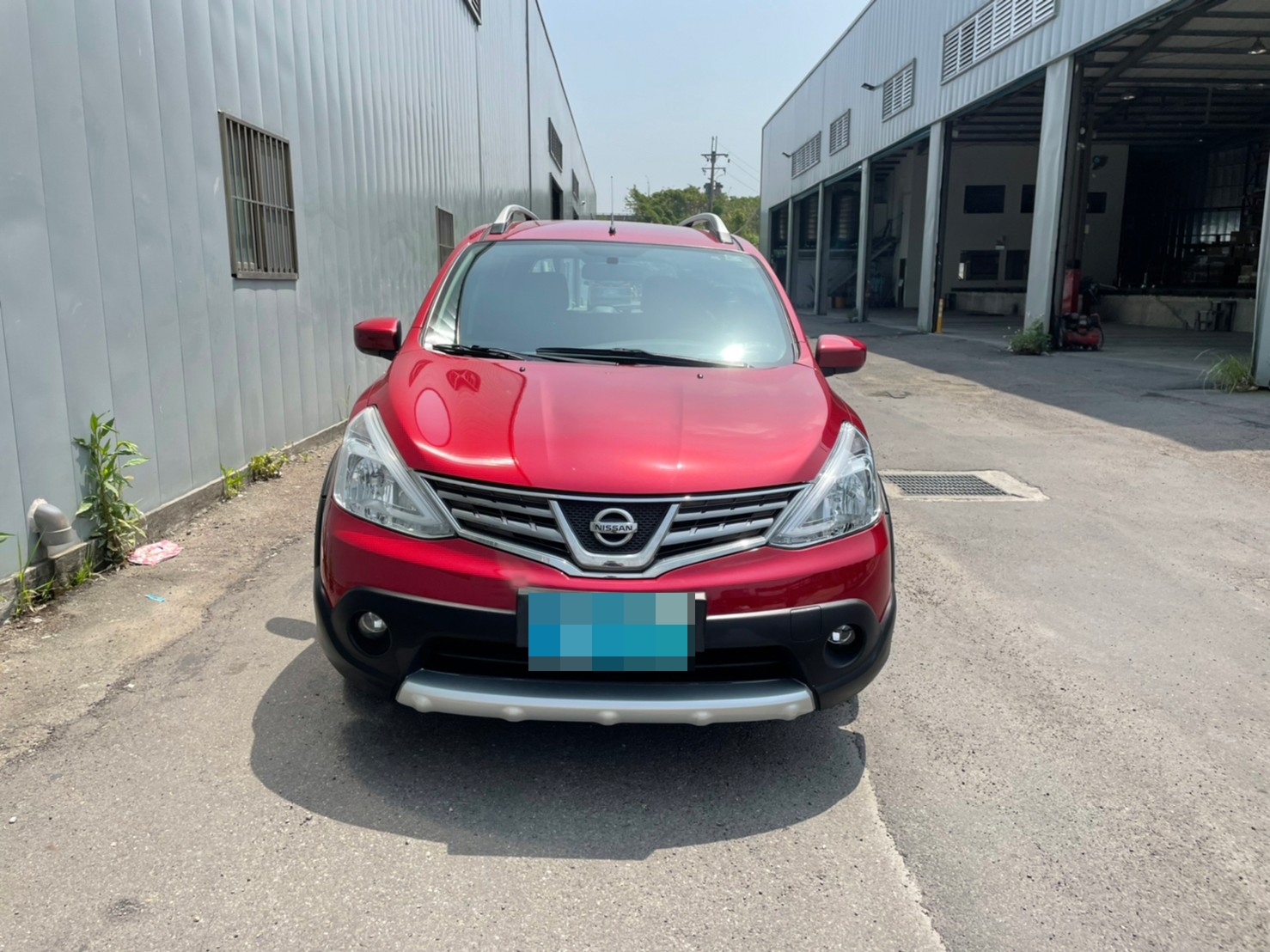 《鑫宏車業》車輛目前在新北市五股區，二代旗艦版 熱門轎旅車，家庭輕巧最愛之一..  第11張相片