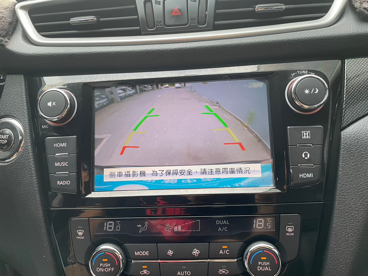 《鑫宏車業》車輛目前在新北市五股區，二代豪華版，代步休旅空間大....  第12張相片