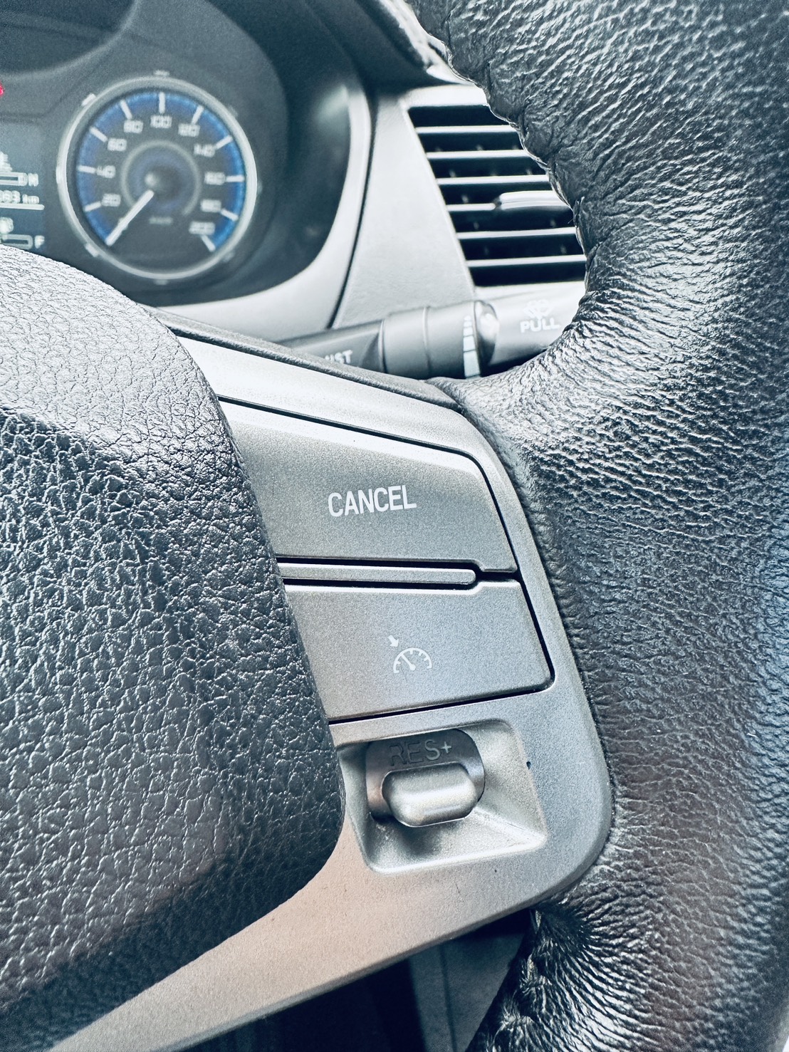 《鑫宏車業》此商品已下架---勁哥皮卡 晶鑽型 八月剛回原廠，做引擎變速箱差速器大保養，皆..  第12張相片