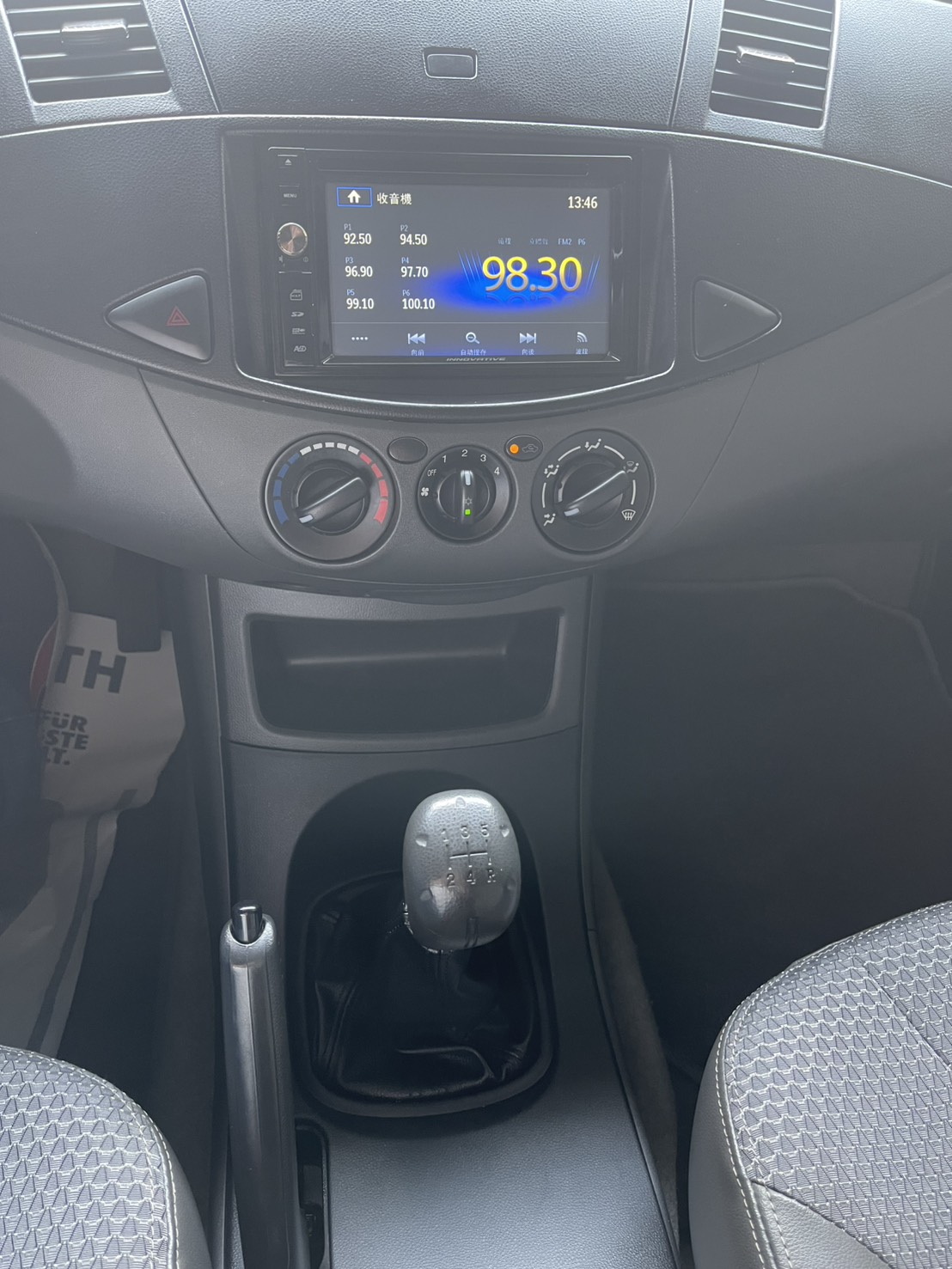 《鑫宏車業》此商品已下架---[可領客貨牌] 手排 五人座， 載人載貨，一車搞定！  第18張相片