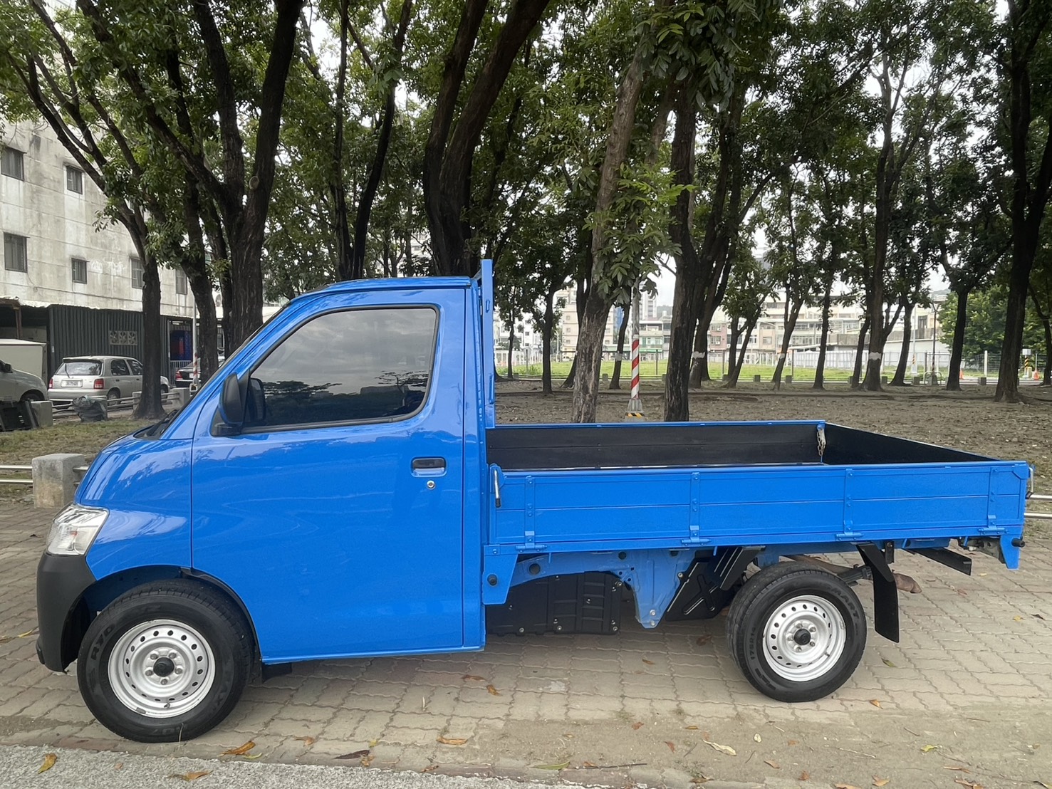 《鑫宏車業》木床手排小貨車，發財王牌 超能載  第4張相片