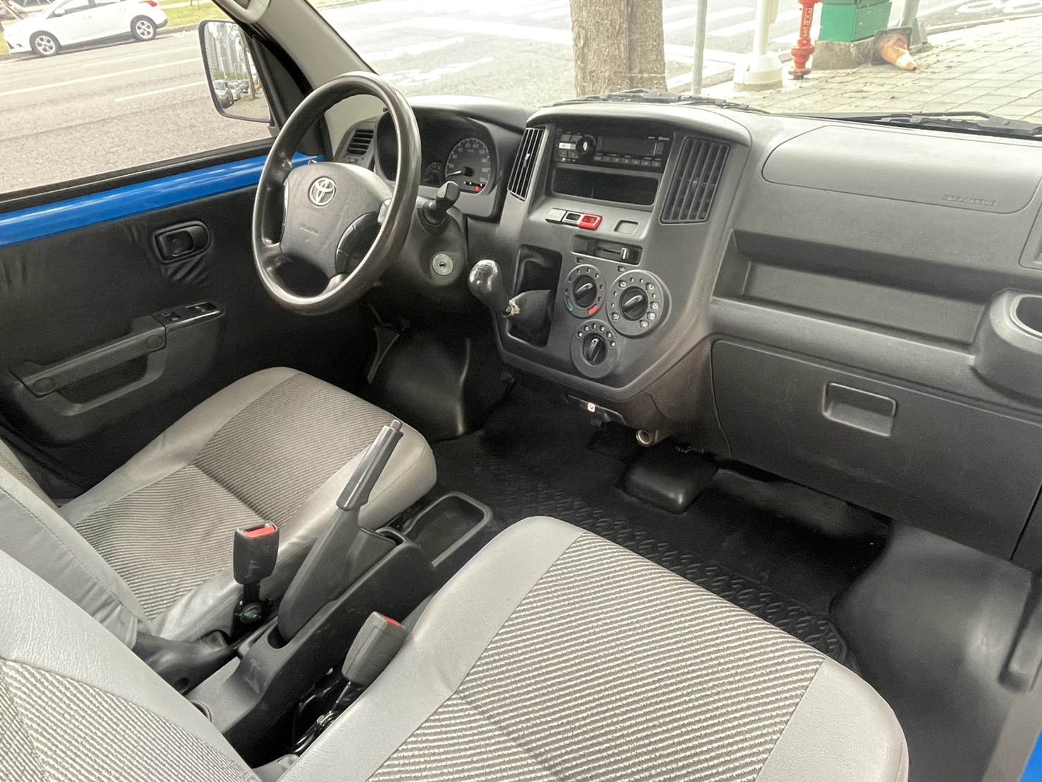 《鑫宏車業》木床手排小貨車，發財王牌 超能載  第9張相片