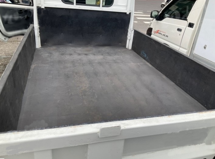 《鑫宏車業》新進車輛 整理中-拚生意就選CARRY 二代手排  第7張相片