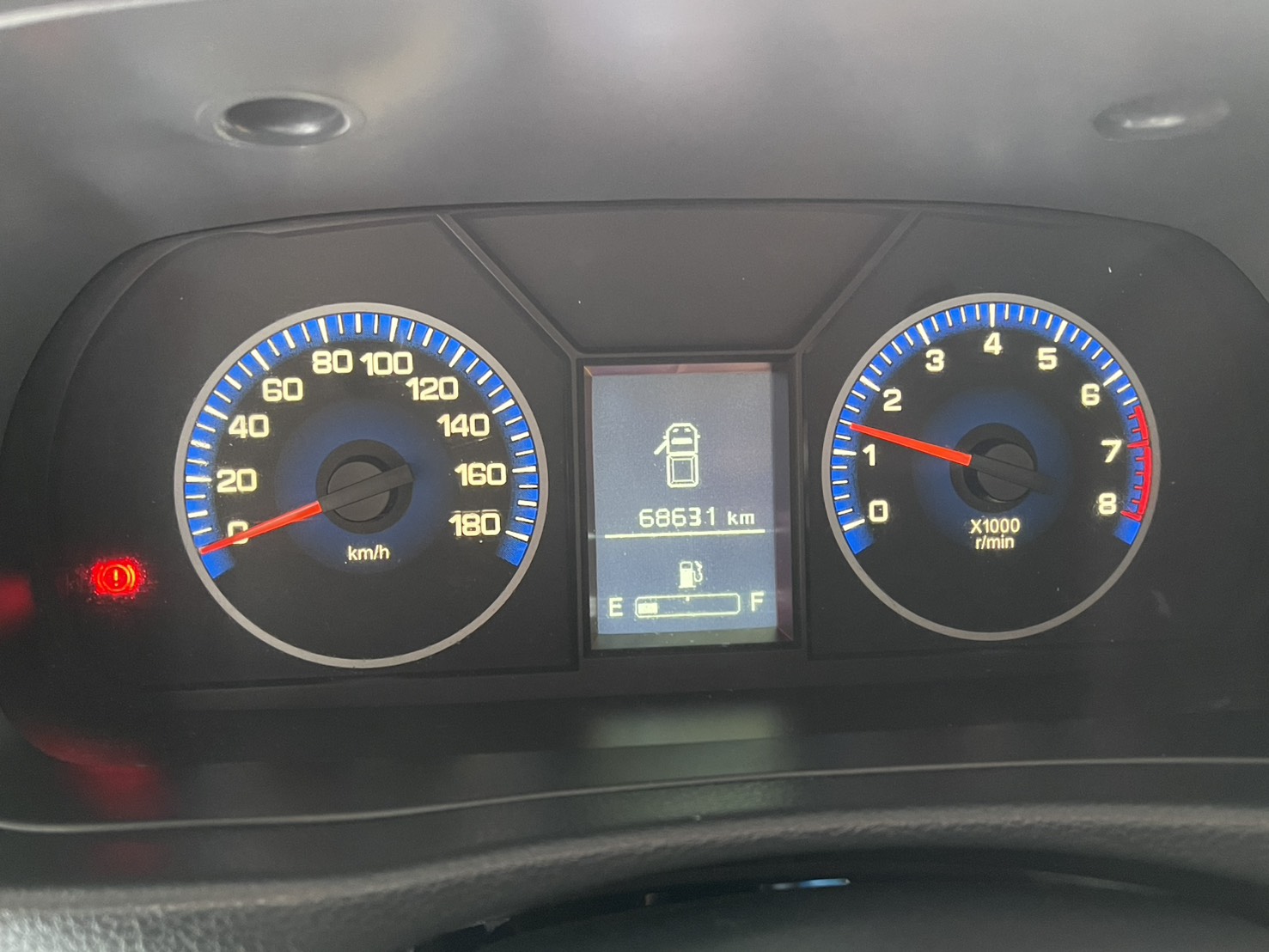 《鑫宏車業》新進車輛 ◆升降貨帆 載貨空間大◆可配合消費者更改為車斗或車廂  第5張相片