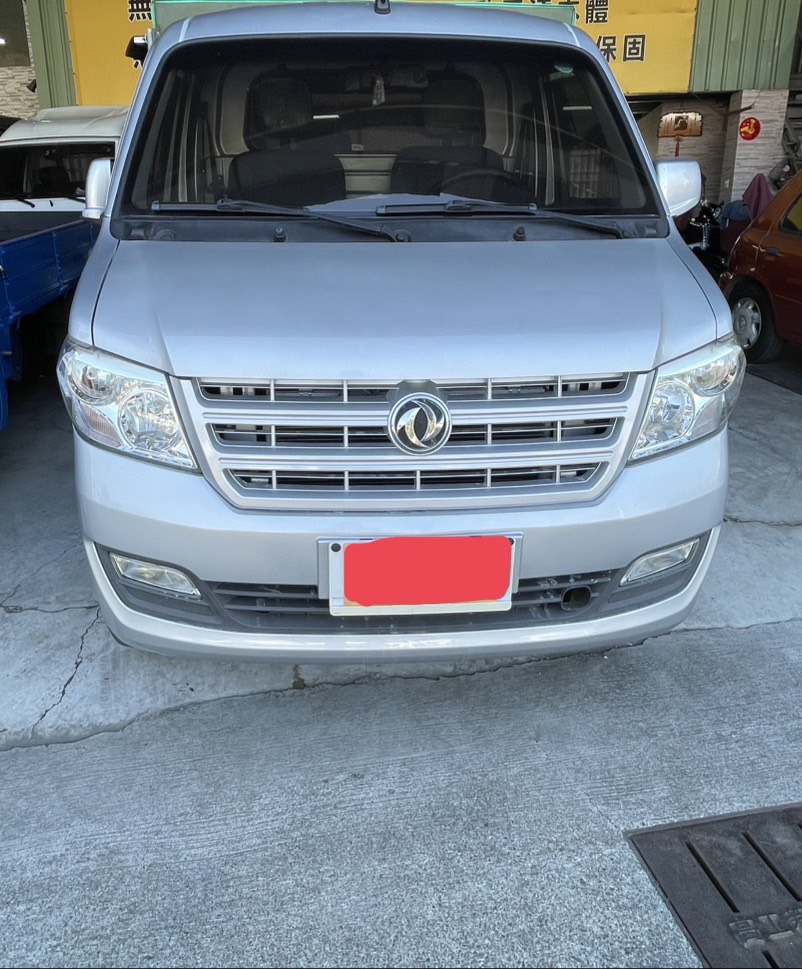 《鑫宏車業》新進車輛 DFSK廠牌 免離合器 手排 任何人都會開上路  第3張相片