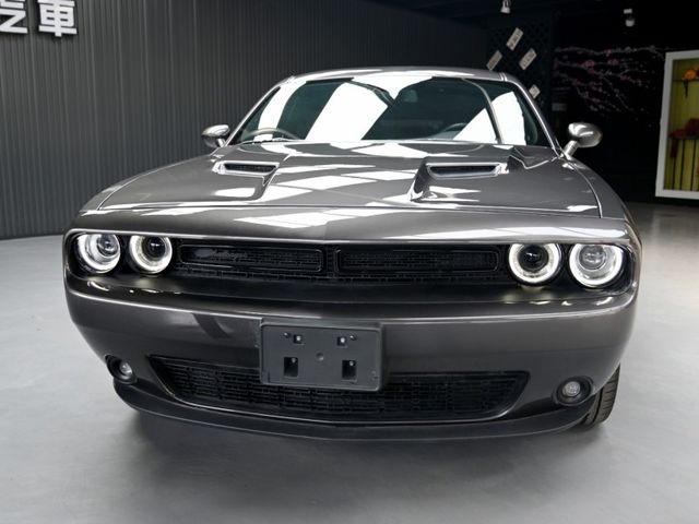 Dodge道奇 Challenger  第6張相片