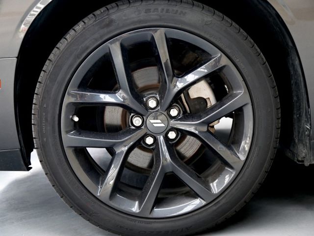 Dodge道奇 Challenger  第11張相片